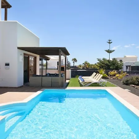 Villa Hipoclub Villas, Aguamarina 30 *